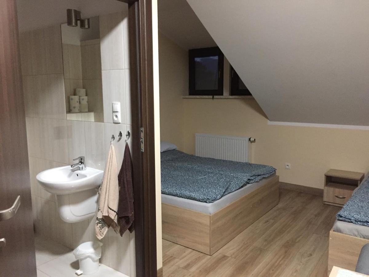 Bed and Breakfast Pod Kotwica Nowa Sol Exterior foto